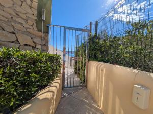 Apartment Vistamar by Interhome