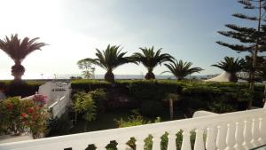 Spacious 3-bedroom beach Bungalow