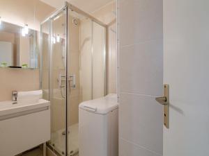 Apartment Les Jardins dYs-9 by Interhome