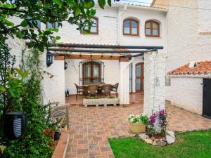 Holiday Home Los Olivos de Capistrano by Interhome