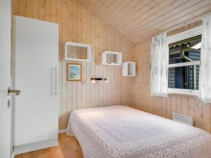 Holiday Home Lari - 600m from the sea by Interhome