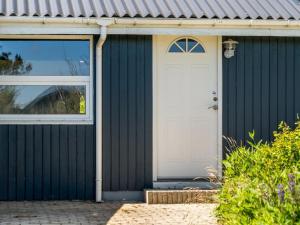Holiday Home Vilhelmiina - 350m from the sea by Interhome