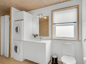 Holiday Home Lari - 600m from the sea by Interhome