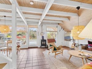 Holiday Home Epiphania - 700m from the sea by Interhome