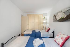 La Perla House