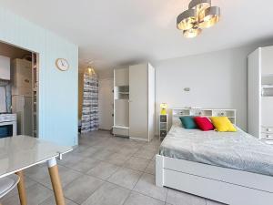 Studio Atlantide-2 by Interhome