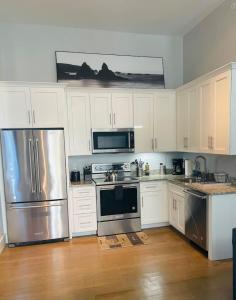 Renovated Exchange St. Loft with Free Parking