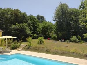 Gite La Villa Des Pins Poët-Laval