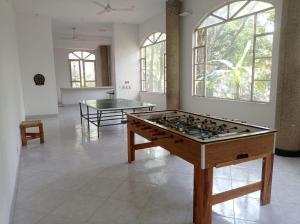 Apto con piscina en el centro de melgar - Condominio