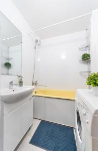 Two-room apartment in the Poznyaki district 18034
