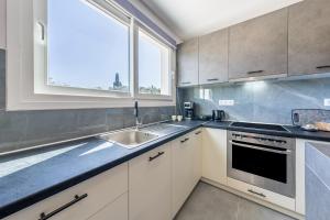 Starry Sky Luxury Apartment 2