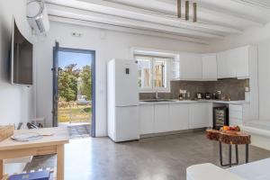 Ow Andros Suite 4,Private Whirlpool