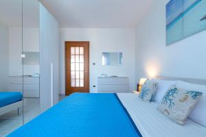 Txa Vì - Terrace with sea view