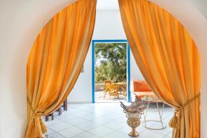 Sunrock Suites - Villa Begonia