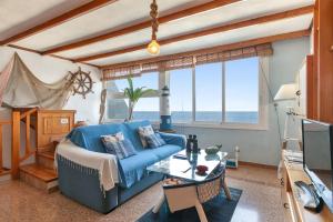Seaside House With Heated Pool