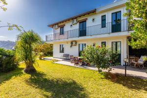 Villa Vittoria - Santa Tecla