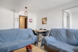 Valdelagrana Playa y piscina