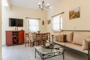 Peaceful Refuge In Mani 1