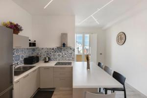 Sorrento Center Luxury Apartment 3
