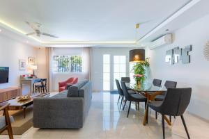 La Rosa Home