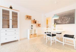 Moli Apartment Beach