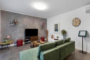 Bellavista Luxury Home