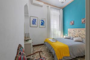 Una casa azul