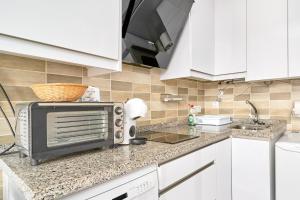 Vistas al Mar y Montaña