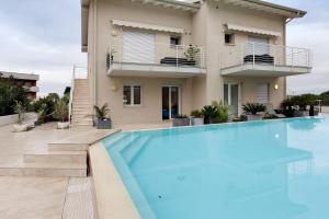 Albiceleste Prime Location