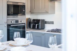 2BR House, Parking for 2, Llandudno Beach & Town