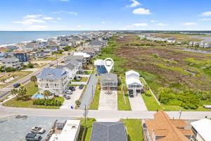 Surfside Serenity Villa - Steps to the Beach