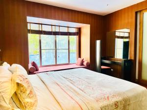 Hua Hin Blue Lagoon-Pool Access