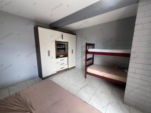Apartamento para 04 pessoas, em residencial frente ao mar