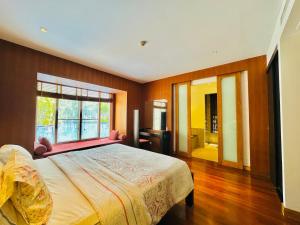 Hua Hin Blue Lagoon-Pool Access
