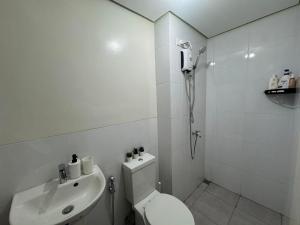 Studio7 Residential Condo Walk MRT Kamuning & GMA