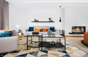Ria Lounge House