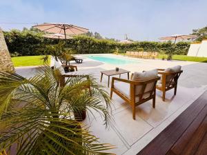 Ria Lounge House