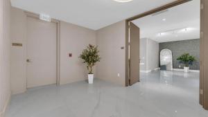 Stunning Modern Condo