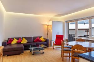 Haus Excelsior Top 14