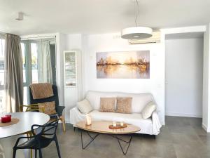 Super Front Line Modern New Apartm