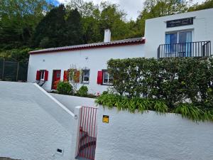 Paradise House Furnas