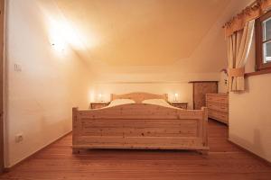 Kofler zw den Wänden Apt Himmelschlüssel