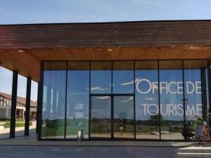 Mobil home avec climatisation - 6 pers. - API-1-52-2581