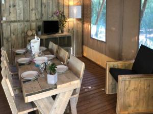 Bungalow pour 2 pers., animaux admis - API-1-52-2584