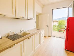 Apartment Casa Lara by Interhome