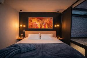 Golden House Private Jacuzzi