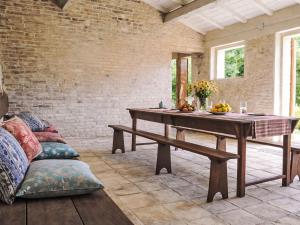 Apartment Ginestra by Interhome