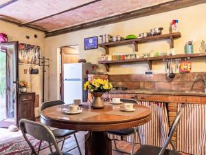 Apartment Ginestra by Interhome