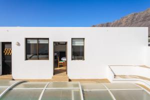 Famara Beach Apt