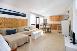 Famara Beach Apt